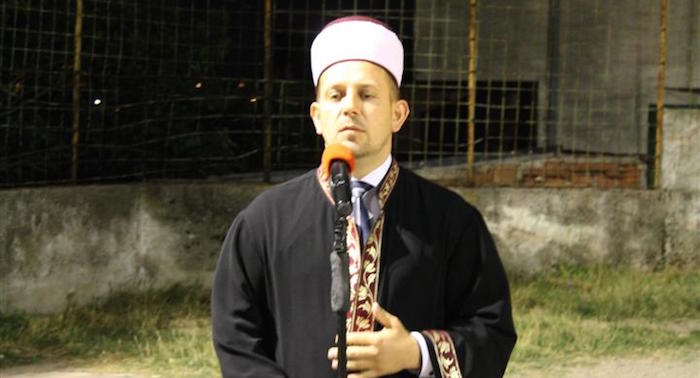 http://muftijstvo-mostarsko.ba/images/stories/bedr%20(3).JPG