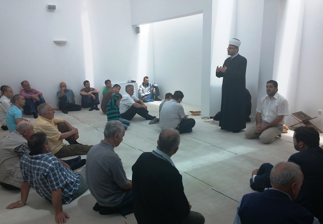 http://muftijstvo-mostarsko.ba/images/stories/livno2.jpg
