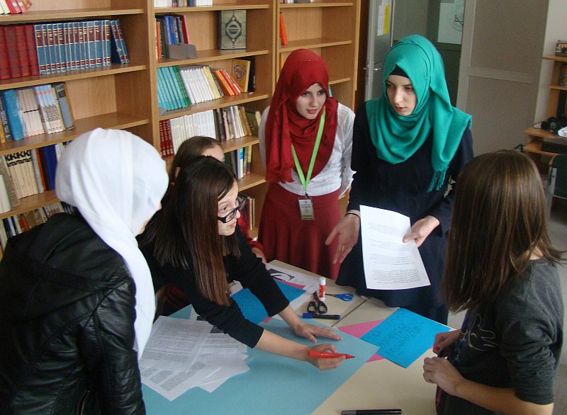http://muftijstvo-mostarsko.ba/images/stories/medresa.jpg