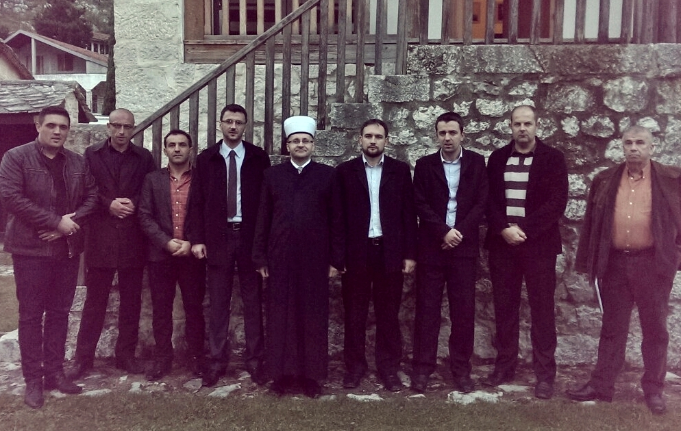 http://www.muftijstvo-mostarsko.ba/images/stories/muftija-1.jpg
