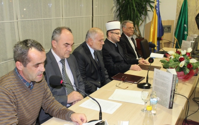 Promovirana knjiga Seida ef. Smajkića "Mostarsko muftijstvo 1992-2012"