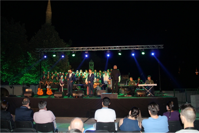 Ramazanski koncert "Sjećanje na Srebrenicu" održan na Maloj Tepi