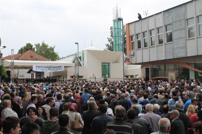 Impresivna svečanost otvorenja obnovljene džamije Čurčinice u Livnu