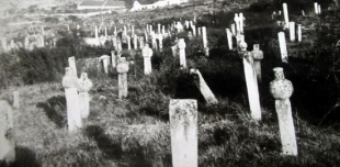 Epitafi sa nišana u haremima kod bivše Ali-Hodžine džamije i na Kantarevcu u Mostaru