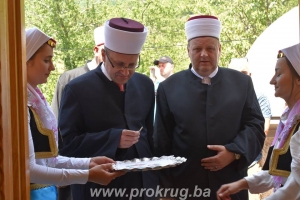 Svečanom ceremonijom otvorena džamija u Lizopercima
