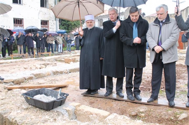 Položen kamen temeljac za obnovu Sinan-pa&scaron;ine džamije u Mostaru