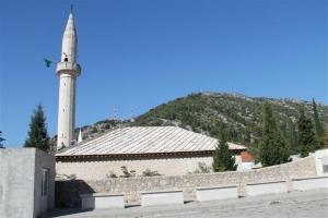 Medžlis IZ Stolac obnavlja Musafirhanu i mijenja krov Careve džamije
