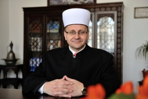 Navike koje donose Arapi ne treba osuđivati, niti koristiti u dnevno političke svrhe