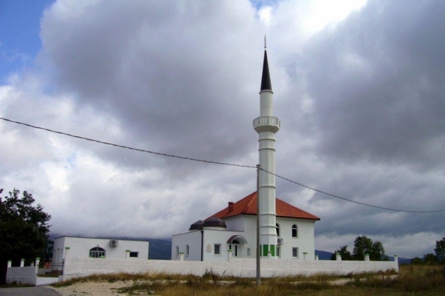 Hatma dova poginulim i ubijenim Sopiljanima 27. juna prije teravih-namaza