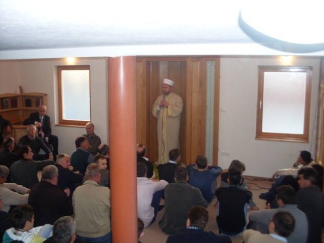 Prozor: Bajram namaz u 11 džamija
