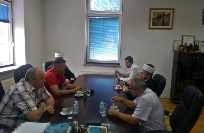 Muftija Dedović i načelnik Vukadin posjetili Omeroviće