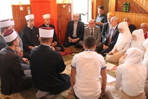 Tradicionalni mevlud u Potocima kod Mostara: Dodijeljene vakufname za rekonstrukciju džamije