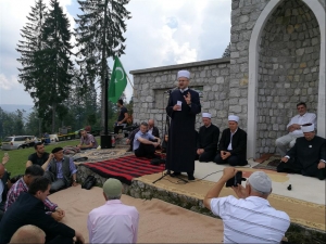 Lastavička povelja mostarskom muftiji Salemu-ef. Dedoviću
