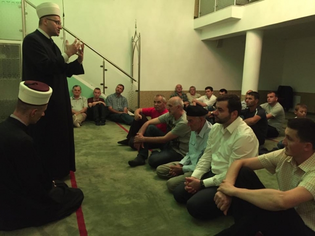 Održan sedmi omladinski iftar u Prozoru