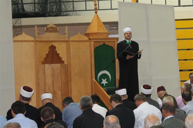 Mostarski  muftija Salem ef. Dedović u bajramskoj hutbi pozvao na duhovnu obnovu