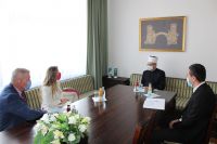 Iz_Americke_ambasade_Natalia_Susak_i_Ante_Milisa_s_muftijom_3