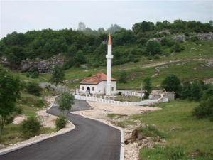 VJERSKA SVEČANOST U KULI KOD GACKA 